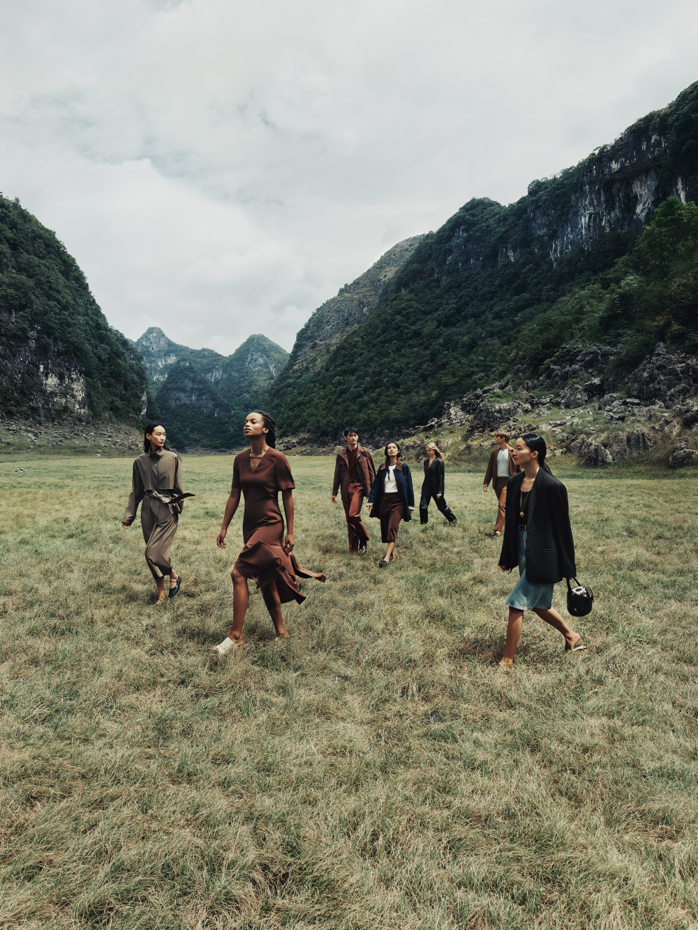 Ss25 Icicle Campaign 3 4 Nologo Mr 2