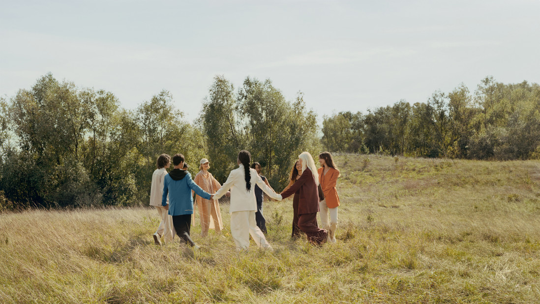 Ss24 Campaign 16 9 No Logo Mr 4