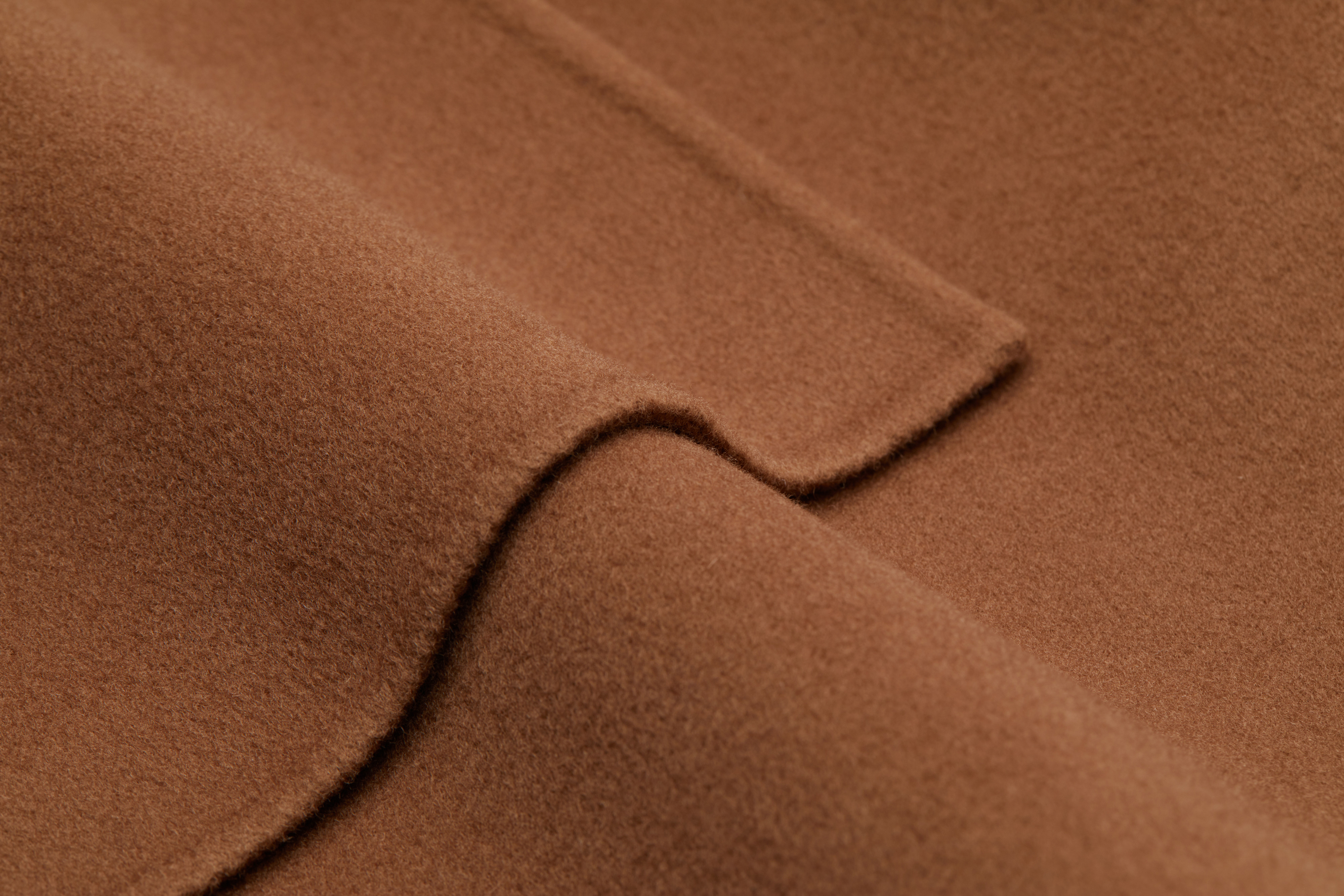 Icicle Women Iconic Aircoat 05