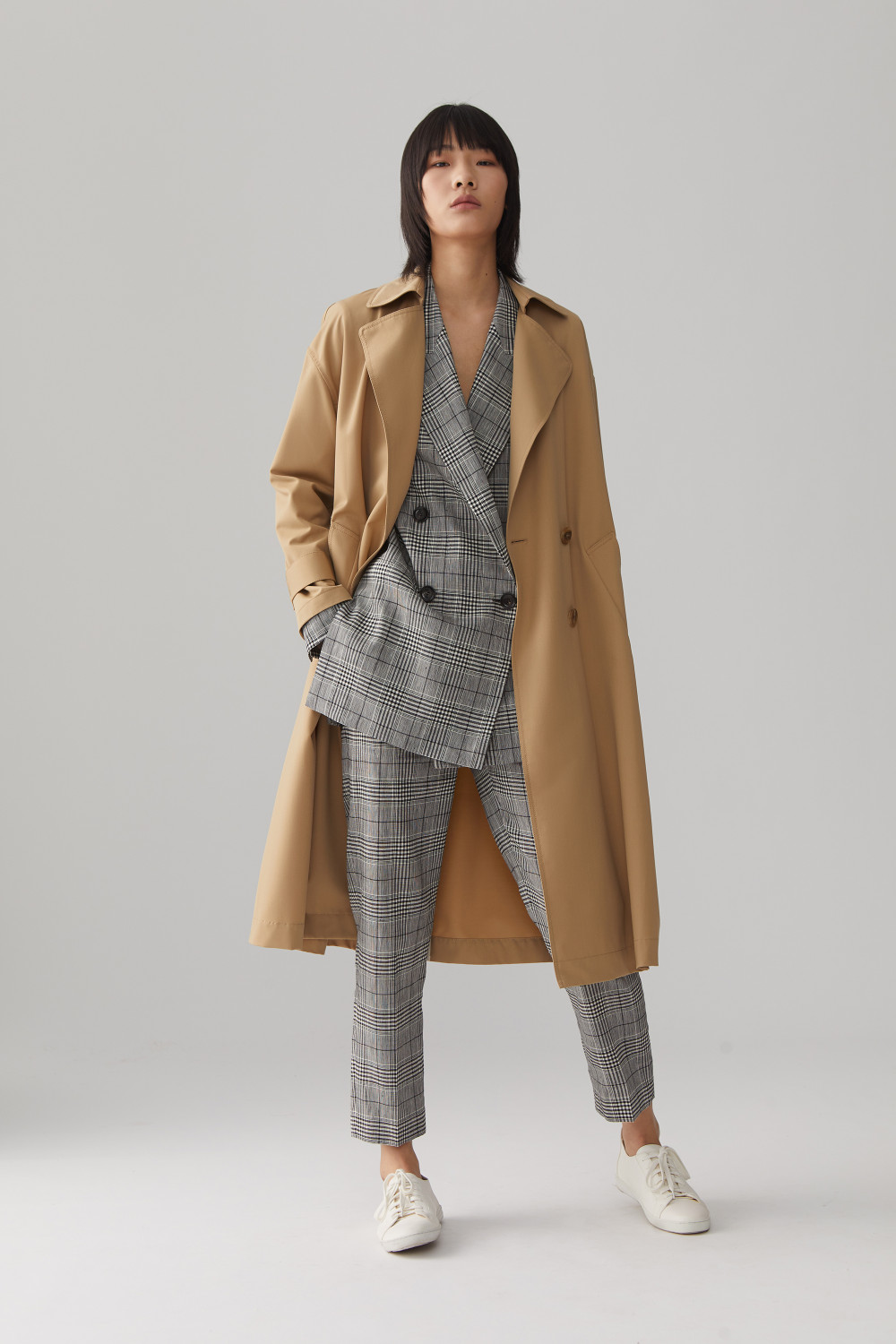 Icicle Women Iconic Trench Coat 01