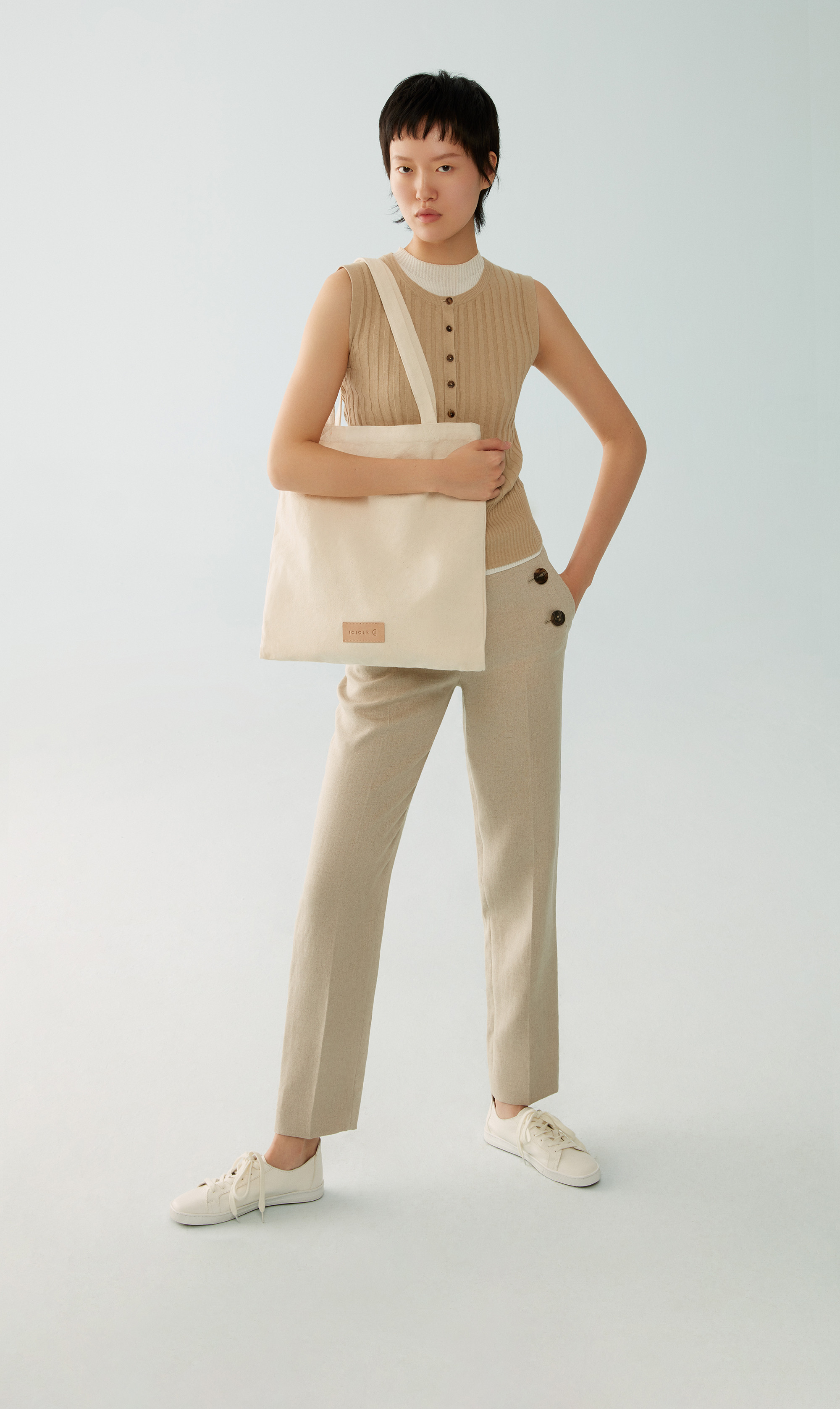 Icicle Women Story Eco Way 10