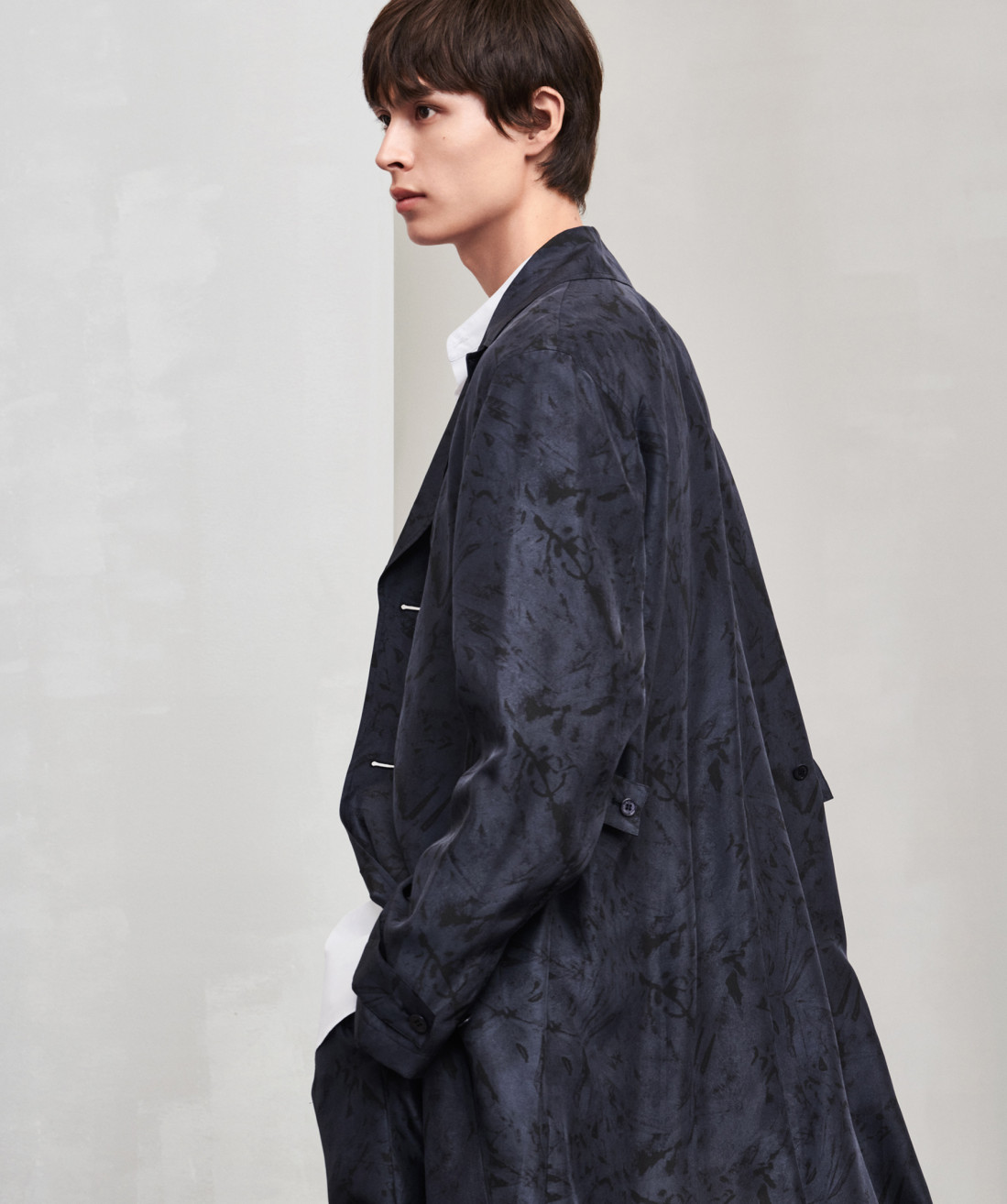 Ow Caption Block 2v 0000s 0003 Ss22 Key Look Men Jpg 7