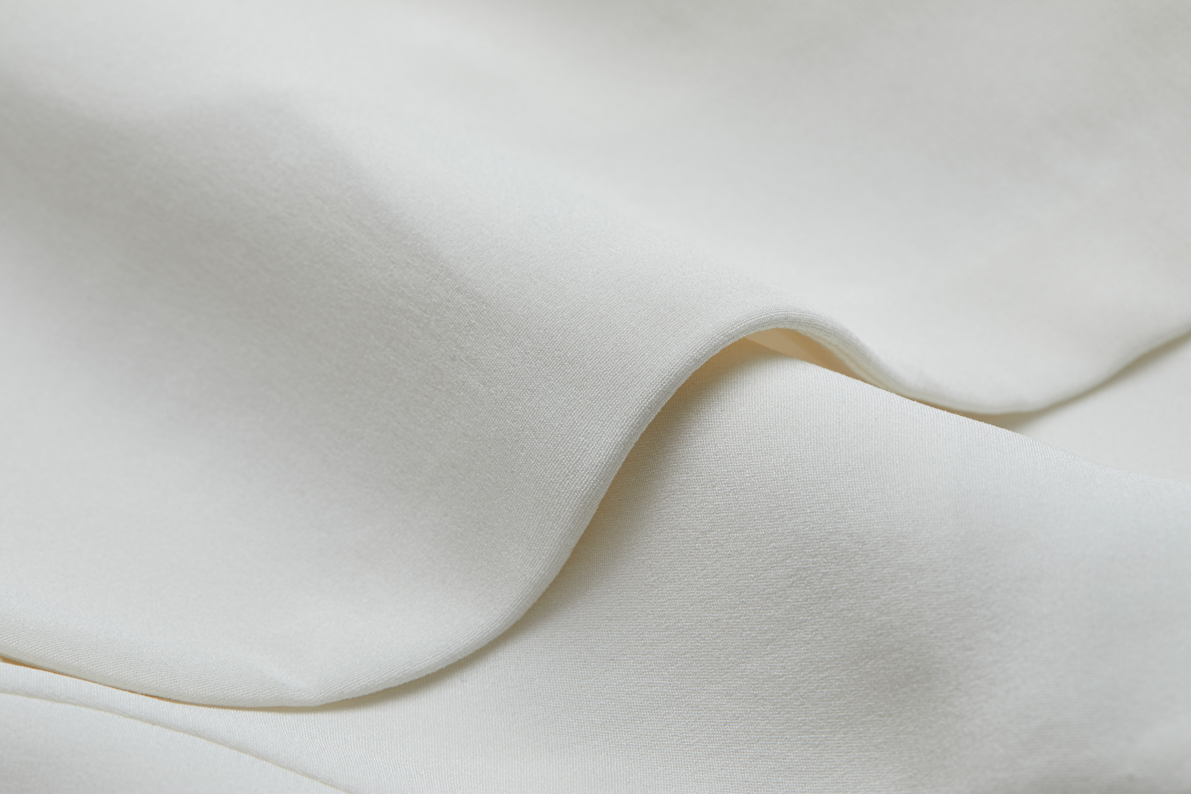 Icicle Women Iconic Soft Suit 03