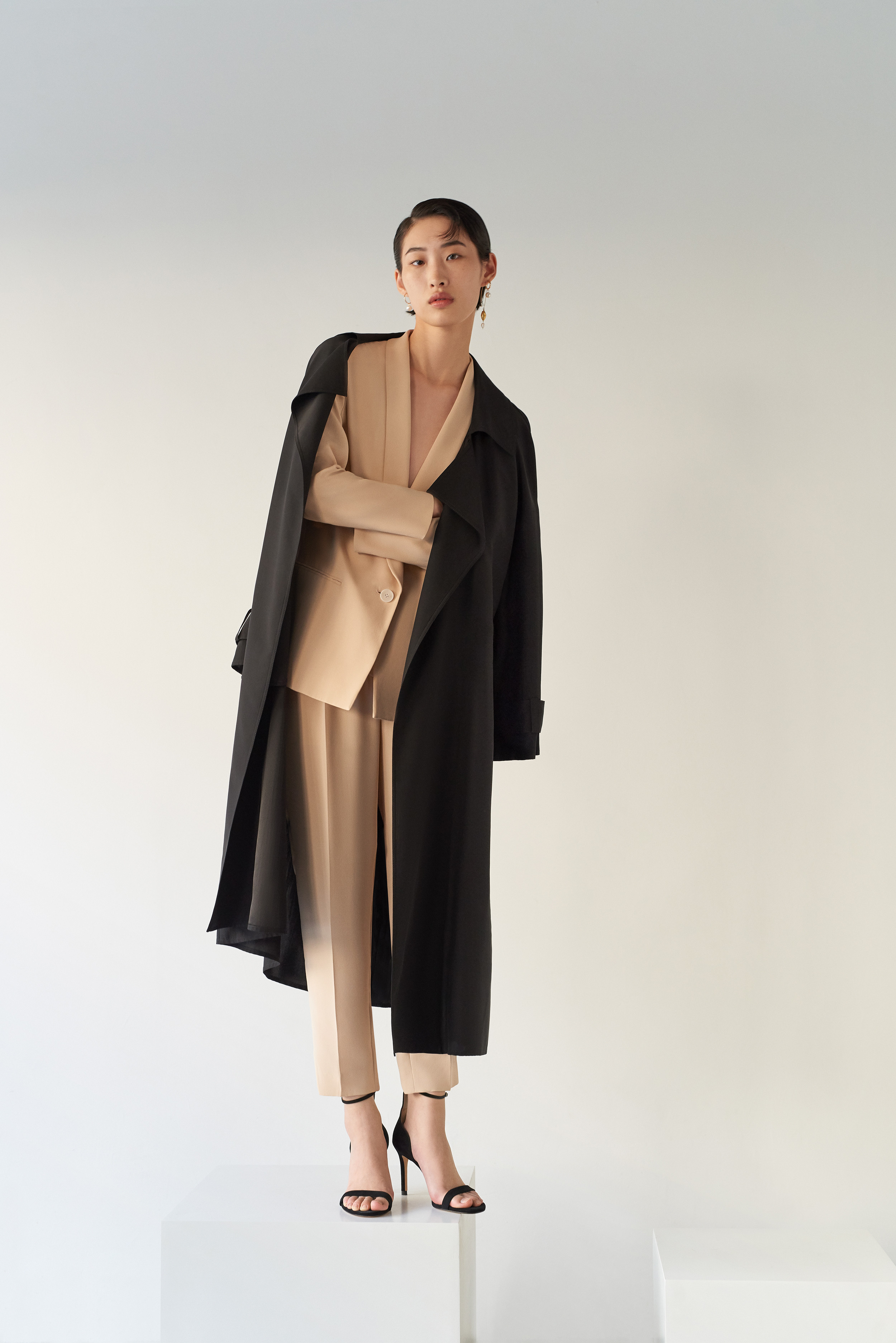 Icicle Women Story Atelier 14