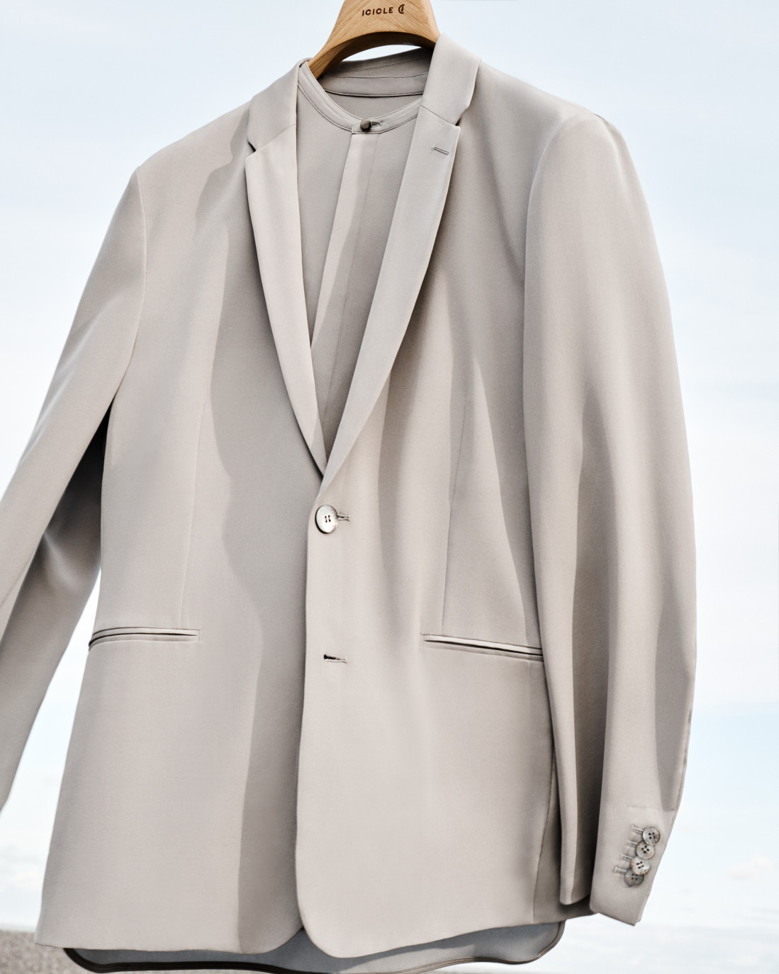 11 13 Icicle Mens 03 192 Final Argb