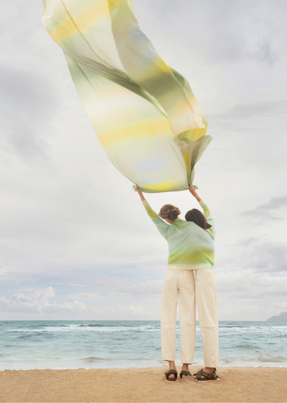 Ss22 Campaign No Logo V 00001