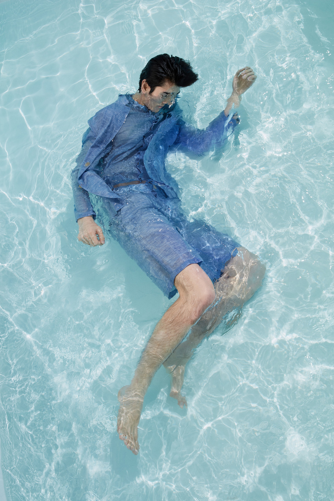 Icicle Men Story Easy Care 04