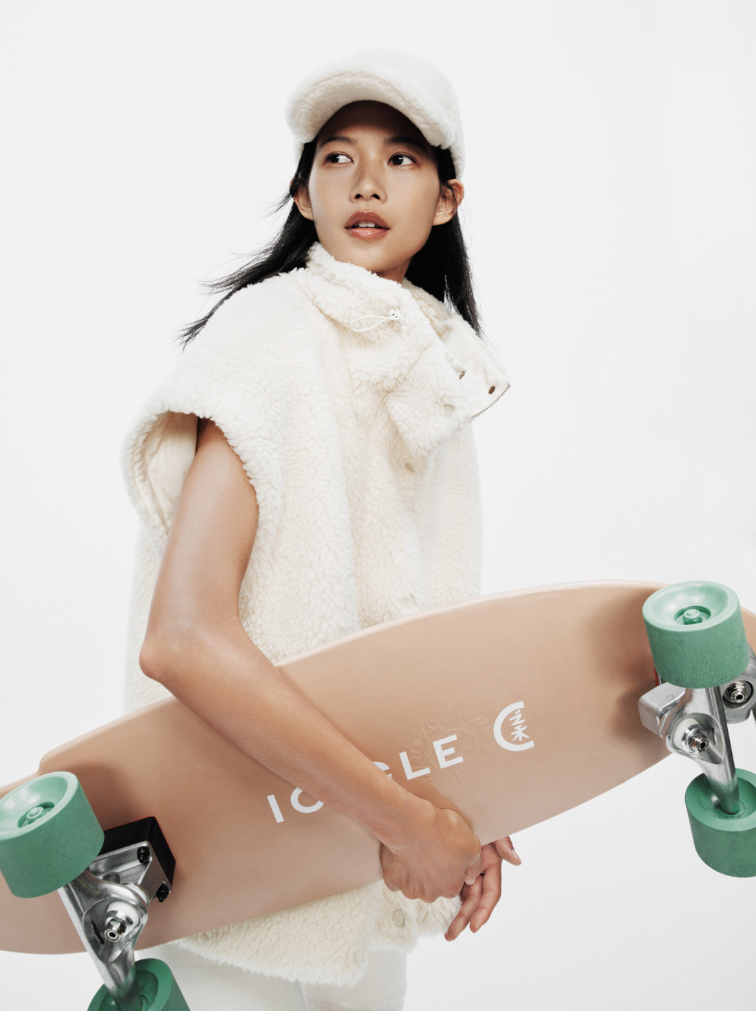 Aw22 Nw Kl No Logo Lr 5