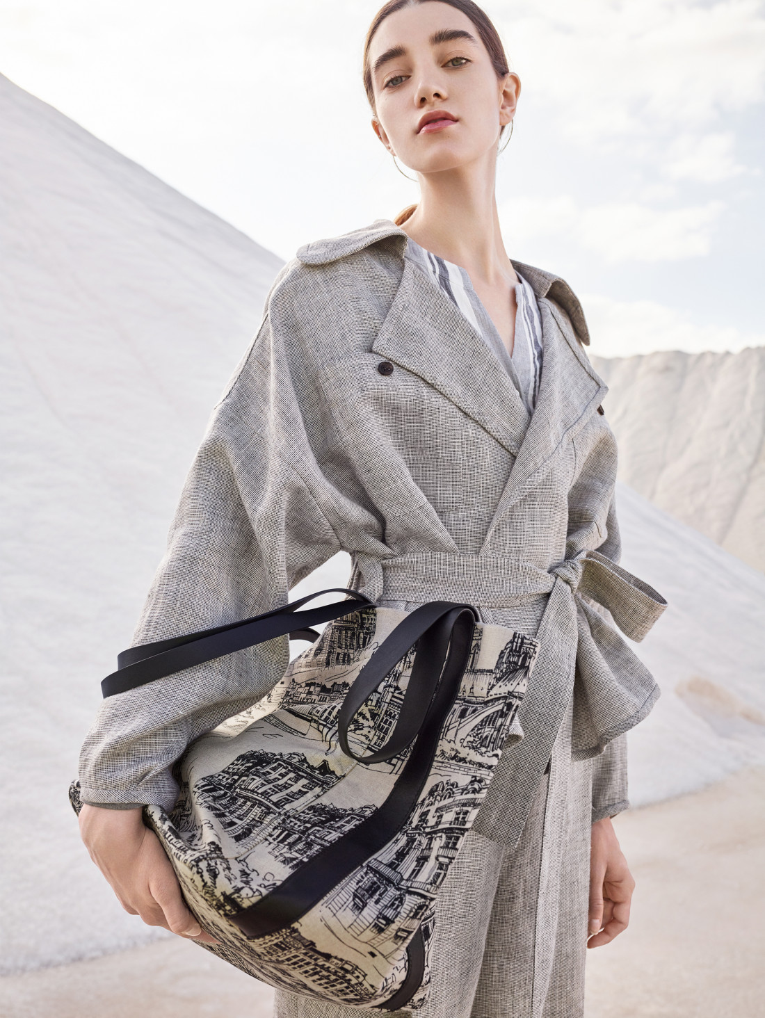 191007 Icicle Lookbook Sh05 024 Final Argb