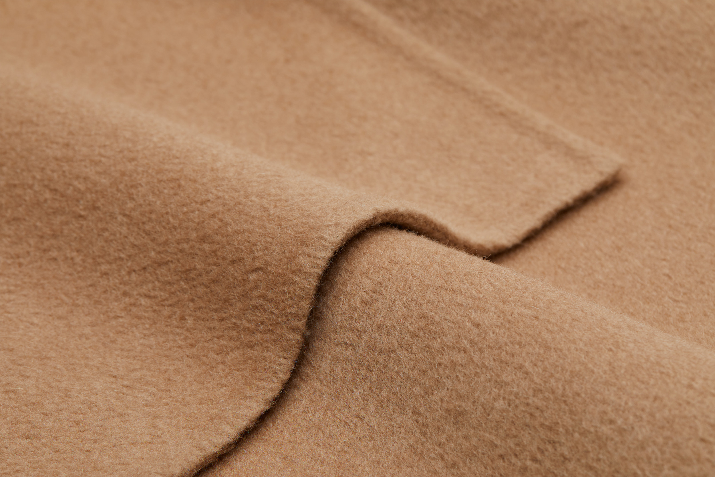 Icicle Men Iconic Aircoat 04