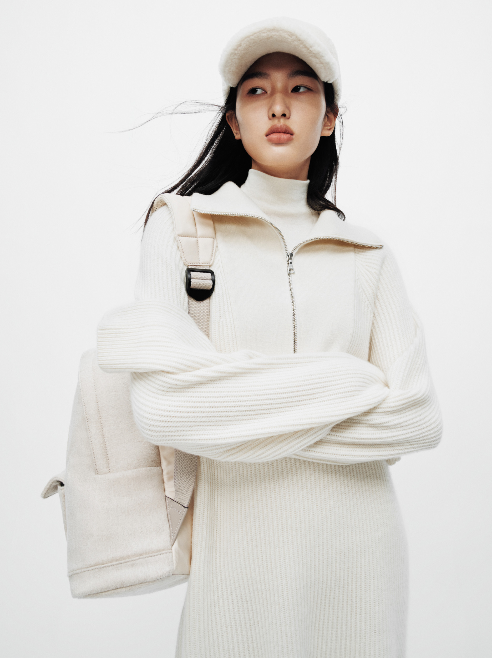 Aw22 Nw Kl No Logo Lr 3