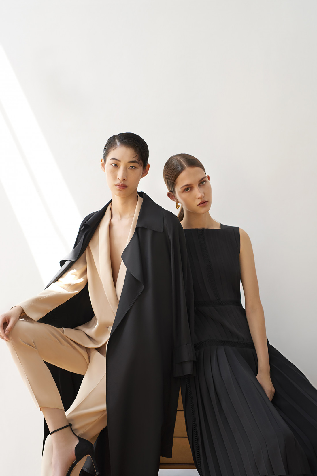 Icicle Women Story Atelier 12